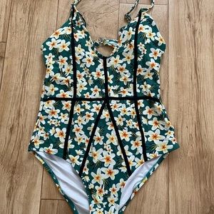 Floral low cut swimsuit